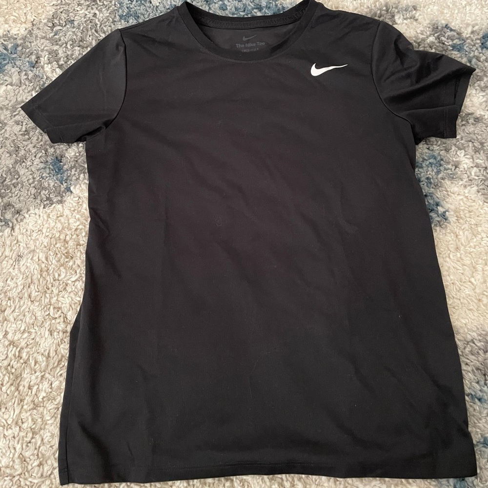 Nike dri fit short sleeve